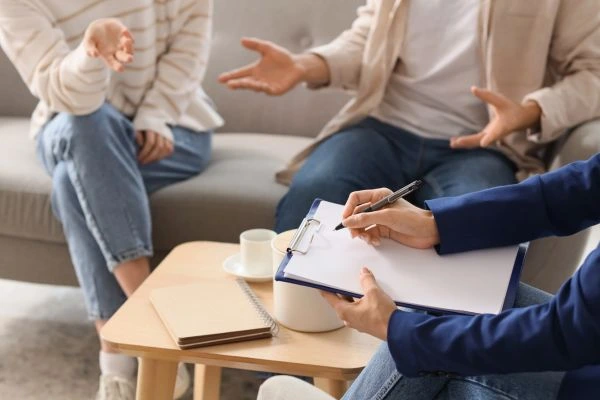 Image of divorce mediation Llanelli in progress.